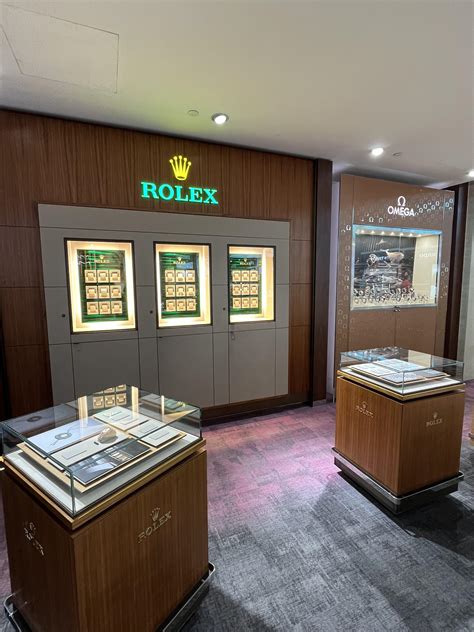 rolex dealer dubai airport